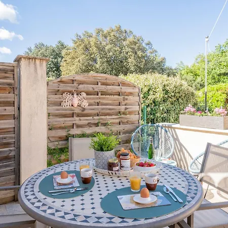 La Petite Maison